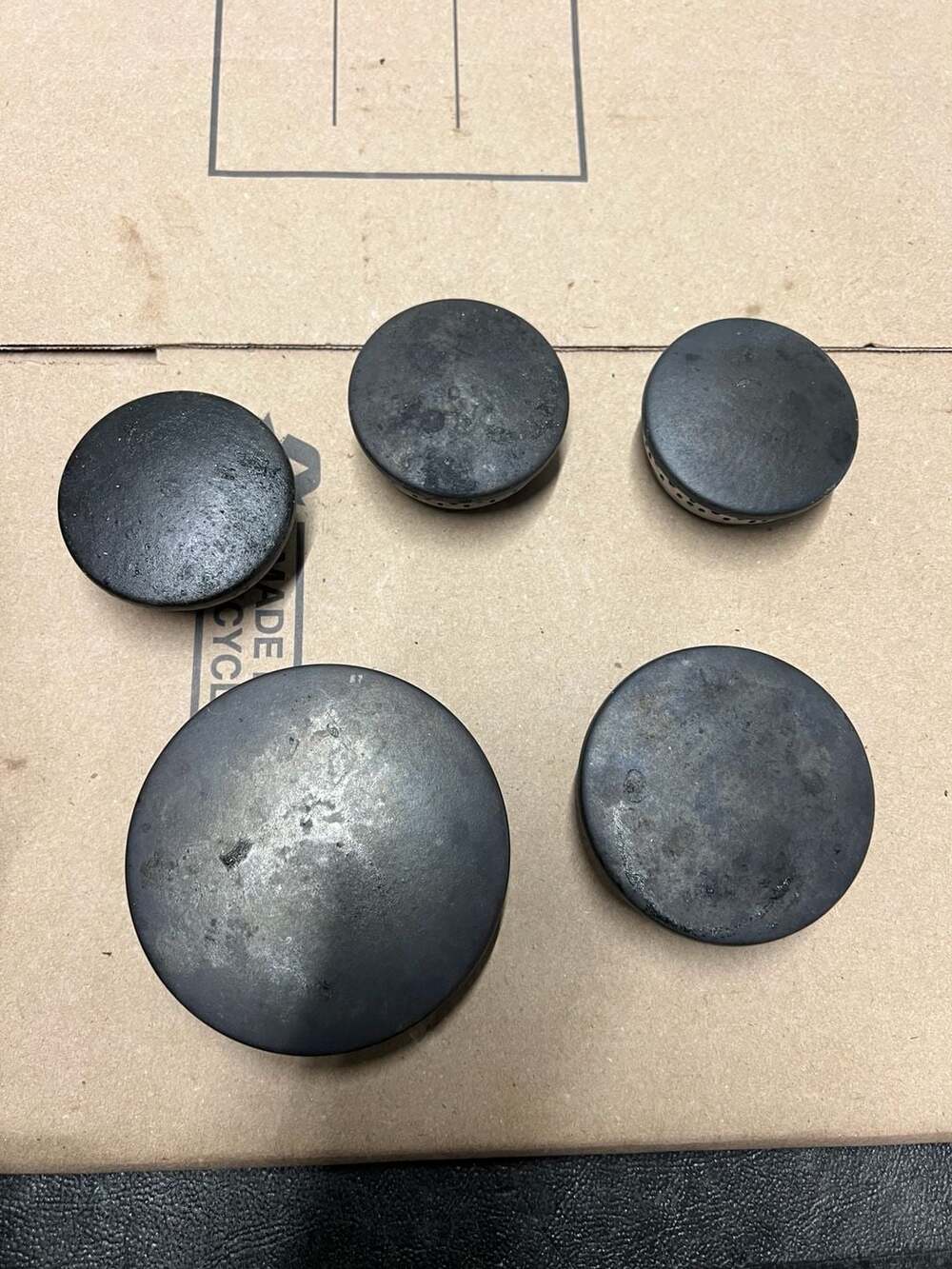 Wolf Gas Range Burner Head and Cap Set of 5 Replacement Parts